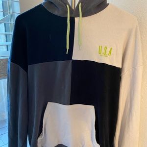 UO Small Patterned Hoodie